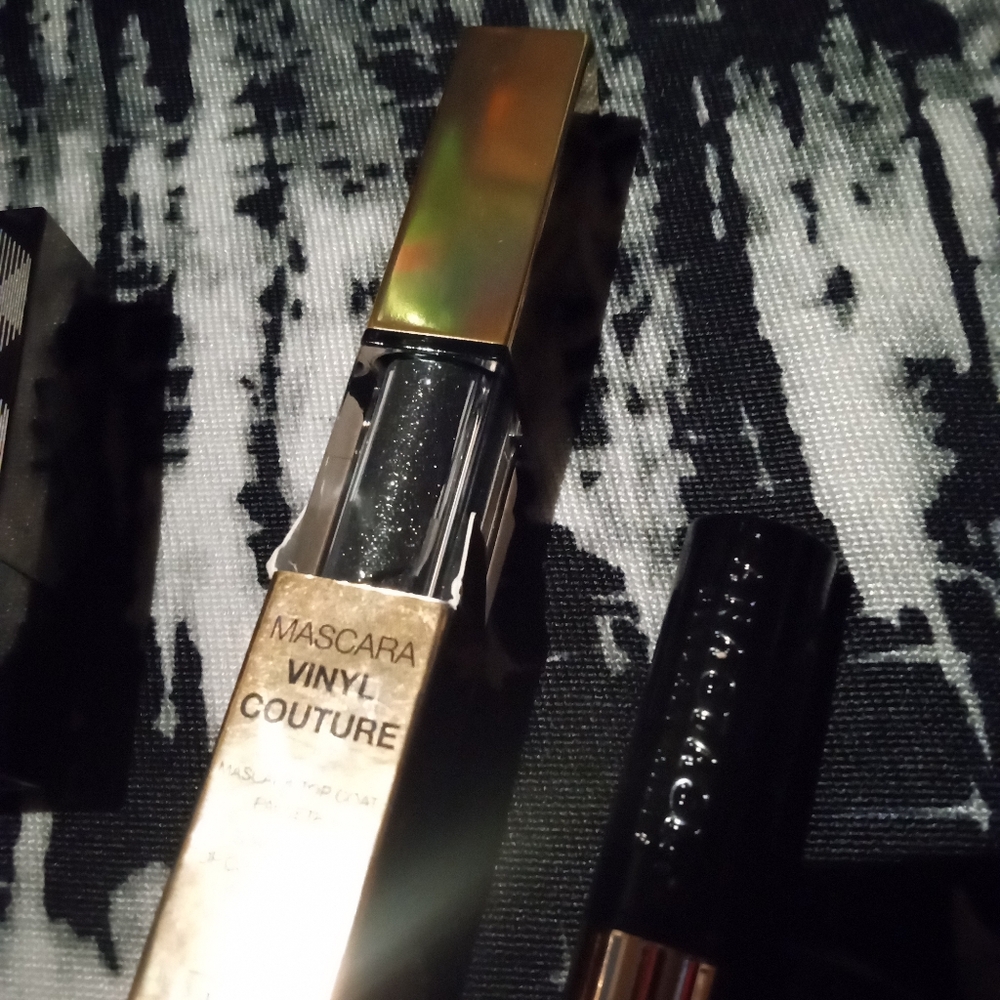 Full size Makeup Bundle - Picture 2 of 10